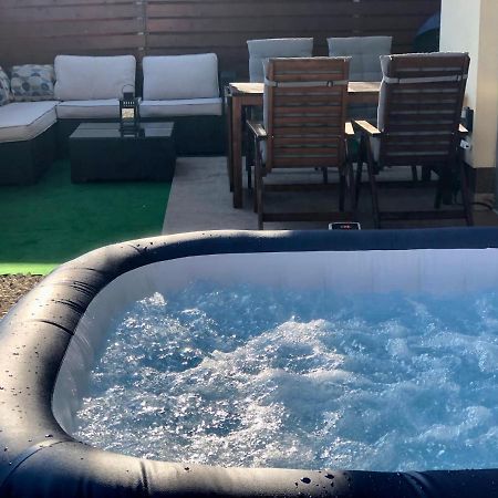 Jenny Apartment With Jacuzzi Брезовица Экстерьер фото