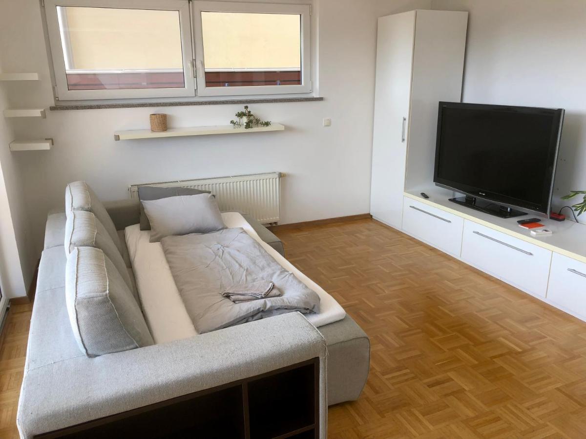 Jenny Apartment With Jacuzzi Брезовица Экстерьер фото