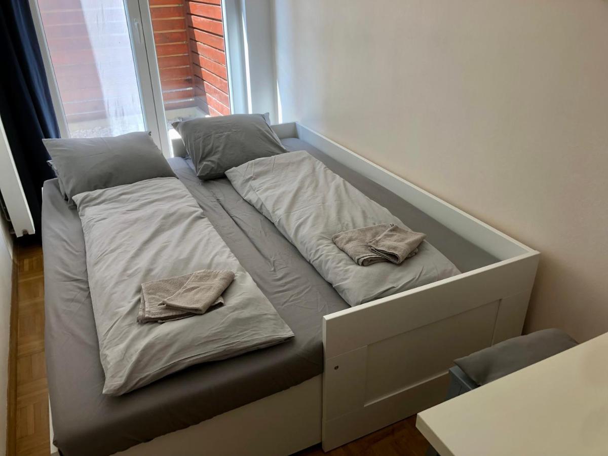Jenny Apartment With Jacuzzi Брезовица Экстерьер фото
