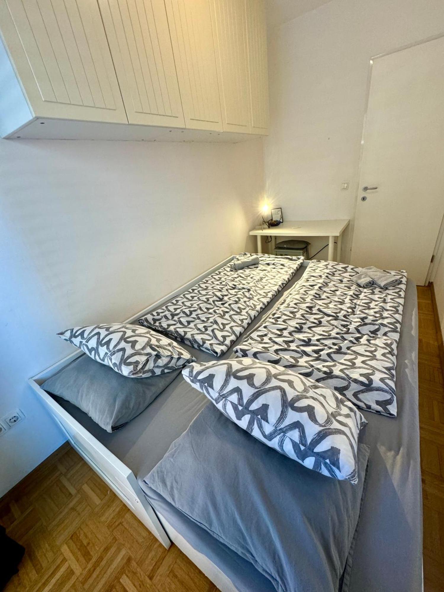 Jenny Apartment With Jacuzzi Брезовица Экстерьер фото